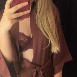 MILF26